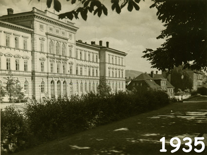 Szkoła – widok historyczny